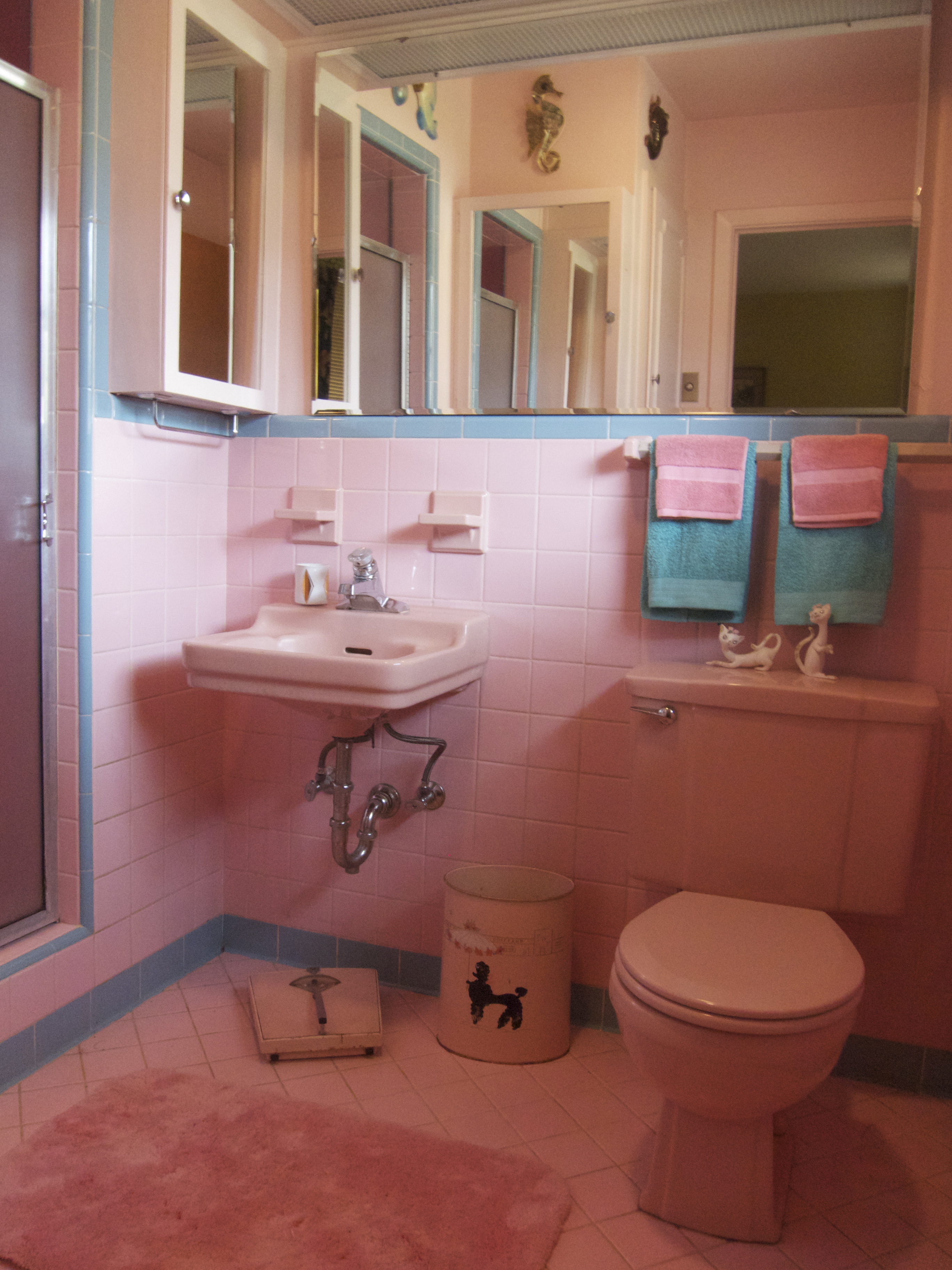 28 Retro Pink Bathroom Ideas Pink Bathroom With Matching