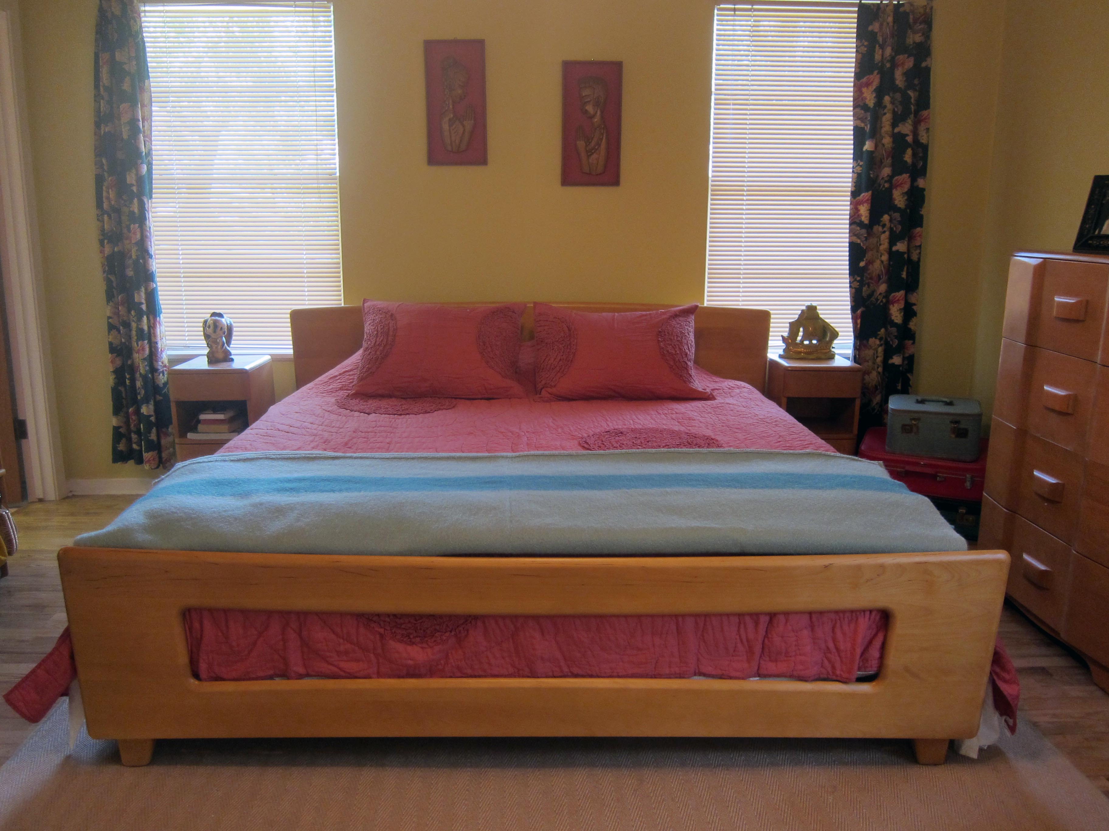 Bed Betty Crafter, Heywood Wakefield King Bed